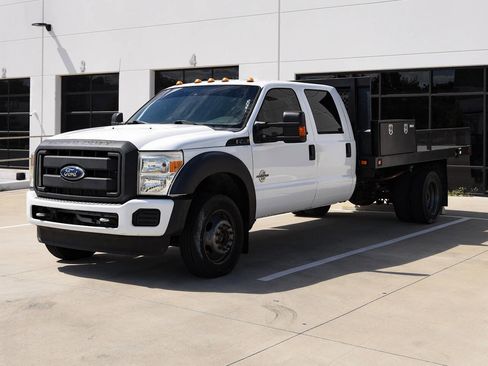 Used 2015 Ford F450 XL w/ Power Equipment Group image 4