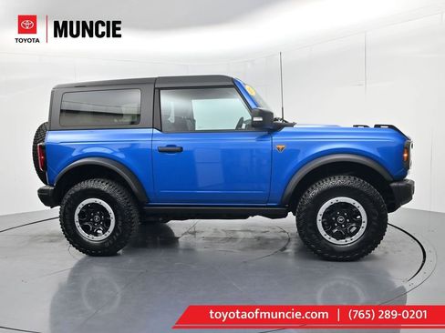 Used 2023 Ford Bronco Badlands w/ Sasquatch Package AWD/4WD image 1