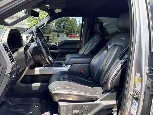 Used 2020 Ford F250 Platinum w/ FX4 Off-Road Package AWD/4WD image 13