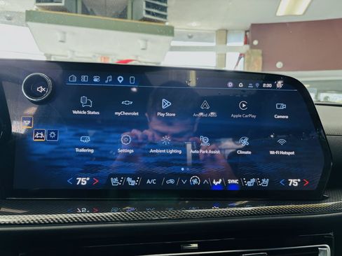 Used 2026 Chevrolet Traverse High Country FWD image 60