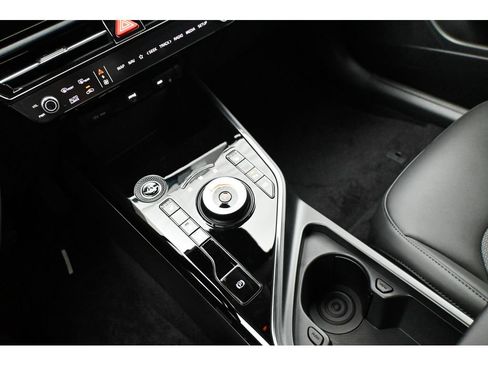 New 2026 Kia Niro Wind w/ Wind Preserve Package FWD image 24