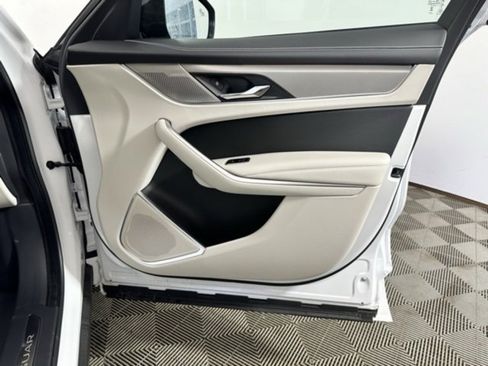 New 2026 Jaguar F-PACE R-Dynamic S image 18