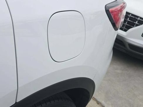Used 2022 Ford Escape SE FWD image 12