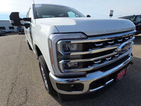 Used 2026 Ford F350 XLT w/ XLT Premium Package image 12