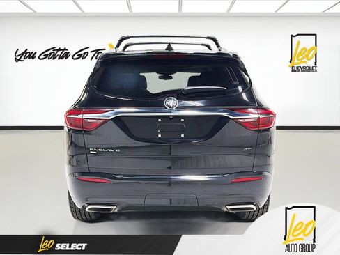 Used 2021 Buick Enclave Essence image 6