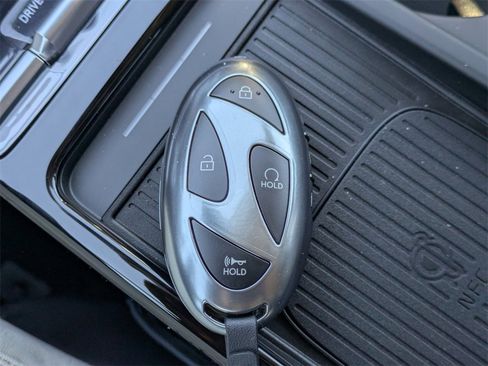 New 2026 Hyundai Tucson Limited image 33