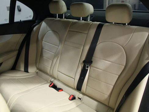 Certified 2019 Mercedes-Benz C 300 4MATIC Sedan image 28