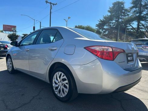 Used 2018 Toyota Corolla LE w/ Carpet Mat Package (TMS) image 5