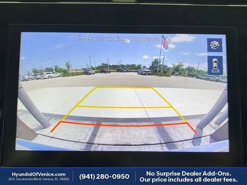 Used 2023 Hyundai Tucson SEL w/ Convenience Package FWD image 6