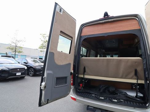 Used 2014 Mercedes-Benz Sprinter 3500 image 32