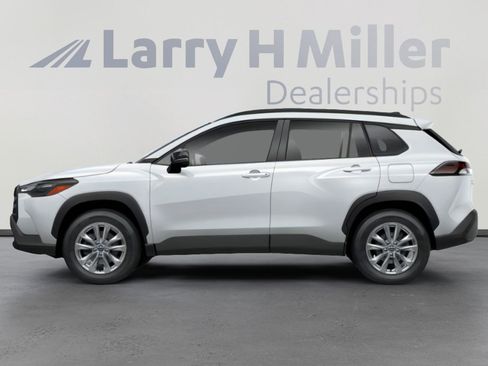 New 2026 Toyota Corolla Cross LE image 6