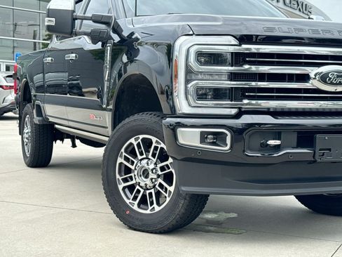 Used 2024 Ford F250 Limited w/ FX4 Off-Road Package AWD/4WD image 9