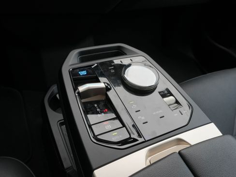 Certified 2024 BMW iX xDrive50 w/ Sport Package AWD/4WD image 28