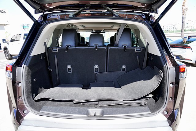 Used 2022 Nissan Pathfinder SL w/ SL Premium Package FWD image 20