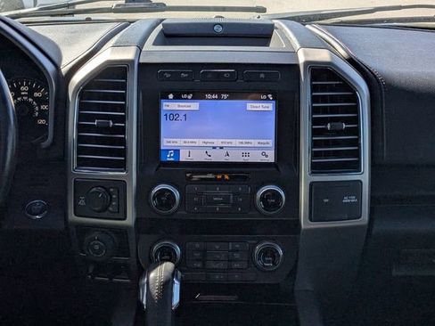 Used 2019 Ford F150 Platinum w/ Equipment Group 701A Luxury image 16