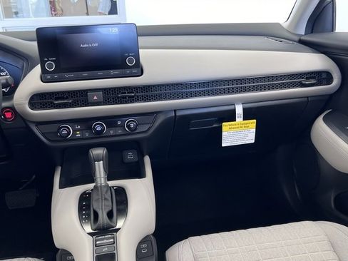 New 2025 Honda HR-V LX image 9