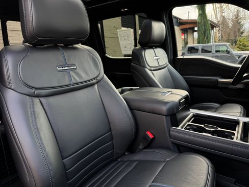 Used 2025 Ford F450 Platinum w/ FX4 Off-Road Package image 38