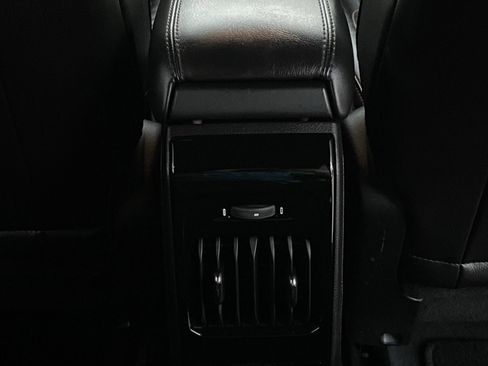 Used 2023 Jeep Compass Limited image 23