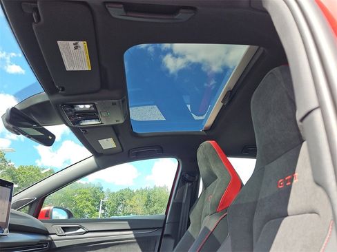 New 2025 Volkswagen GTI SE image 7