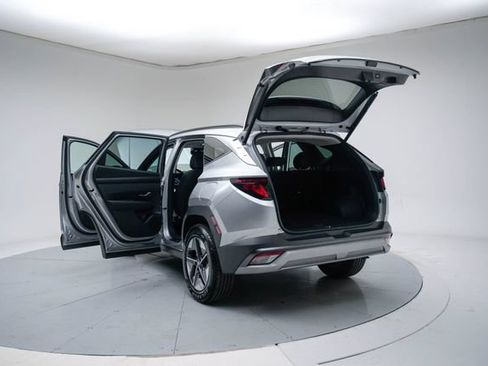 Used 2025 Hyundai Tucson SEL AWD/4WD image 20
