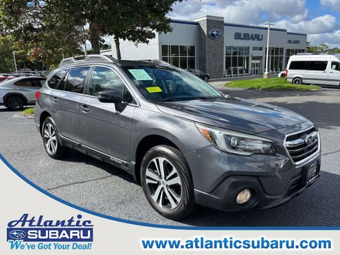 Used 2018 Subaru Outback 2.5i Limited image 1