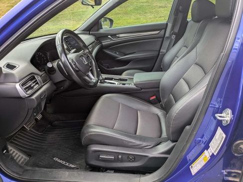 Used 2022 Honda Accord Sport image 19