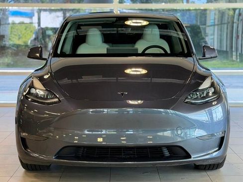 Used 2023 Tesla Model Y Performance AWD/4WD image 2