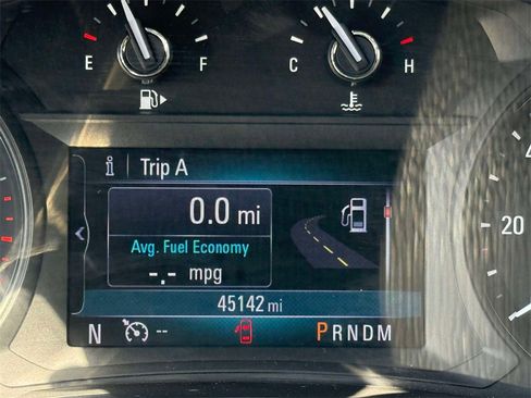 Used 2019 Buick Encore Essence w/ Experience Buick Package image 5