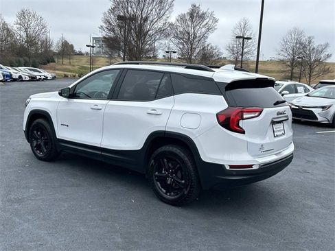 Used 2022 GMC Terrain AT4 w/ Infotainment Package II image 6