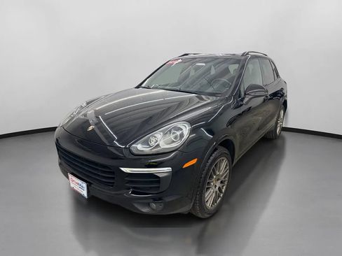 Used 2018 Porsche Cayenne image 4