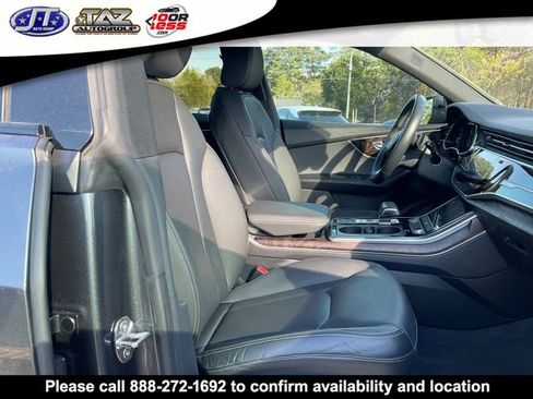Used 2019 Audi Q8 Premium Plus w/ Premium Plus AWD/4WD image 10