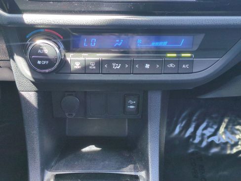 Used 2014 Toyota Corolla S FWD image 24