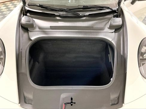 Certified 2020 Porsche 911 Carrera RWD image 25