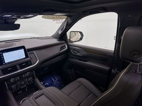 Used 2023 Chevrolet Tahoe Premier w/ Advanced Technology Package image 27