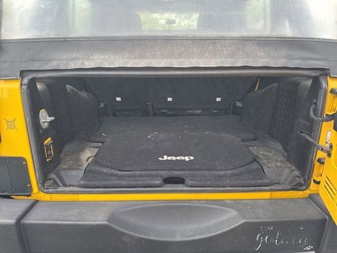 Used 2015 Jeep Wrangler Unlimited Sport AWD/4WD image 9