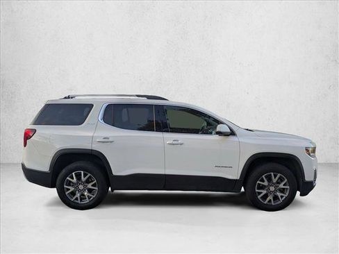 Used 2023 GMC Acadia SLT image 4