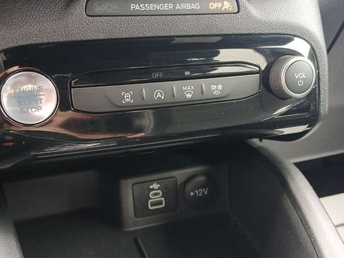 Used 2024 Ford Escape ST-Line w/ Tech Pack #1 AWD/4WD image 17
