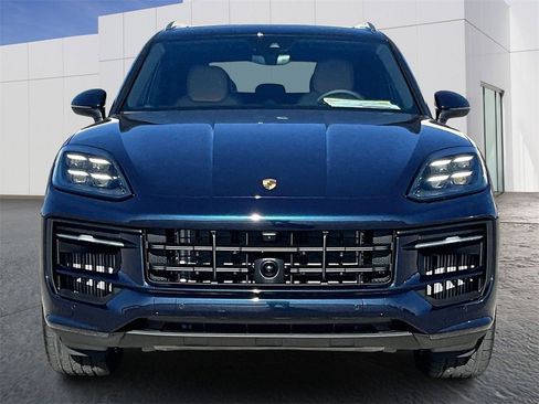 New 2026 Porsche Cayenne image 10