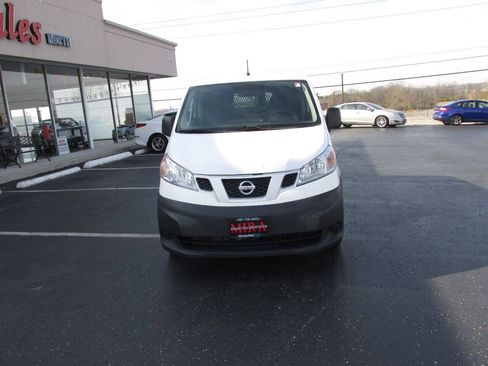 Used 2014 Nissan NV200 S w/ Cruise Control Package FWD image 4