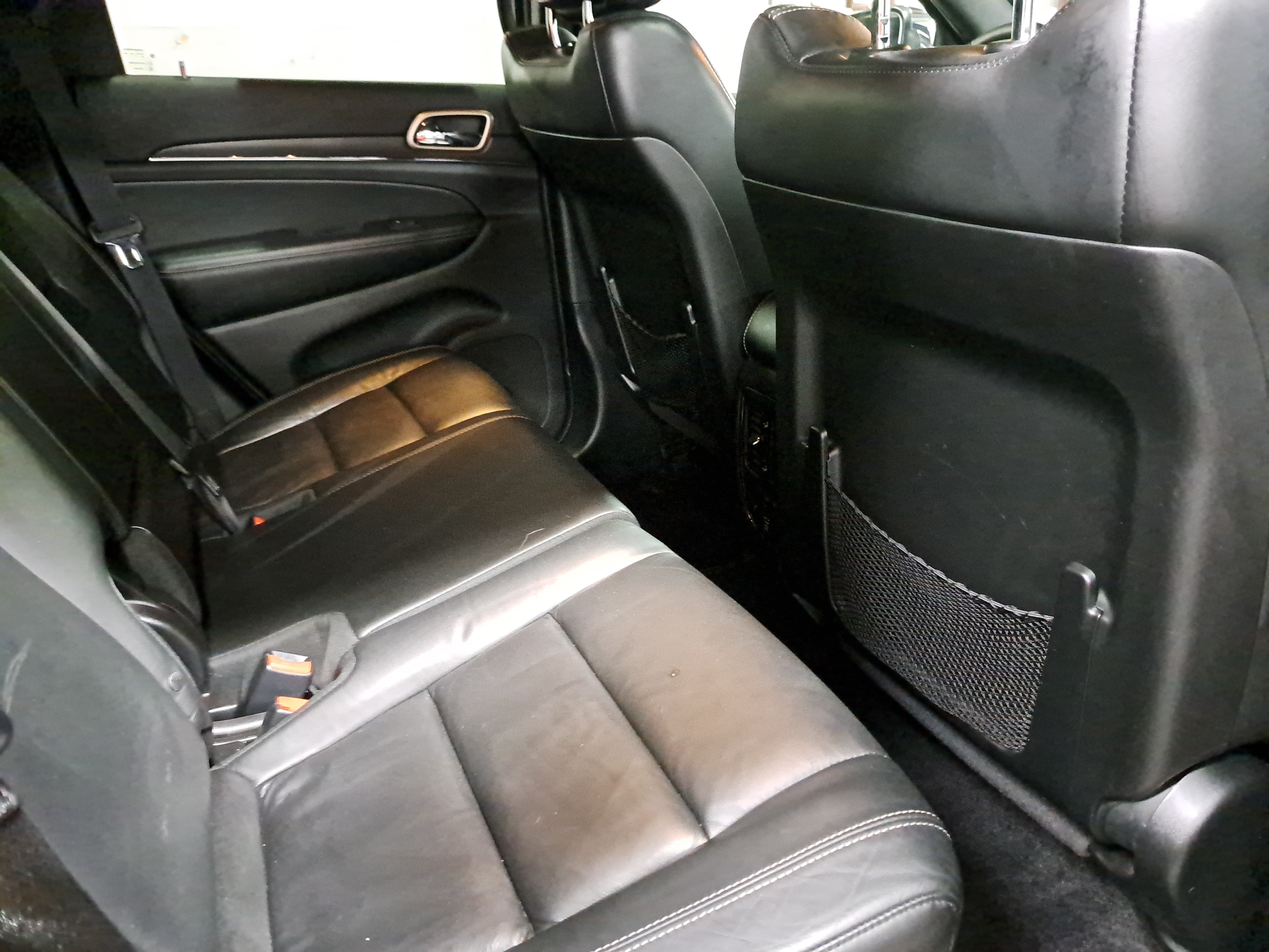 Used 2017 Jeep Grand Cherokee Limited RWD image 11