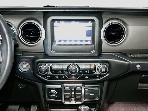 Used 2023 Jeep Wrangler Unlimited w/ Cold Weather Group AWD/4WD image 12