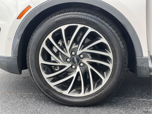 Used 2019 Lincoln Nautilus Reserve FWD image 29