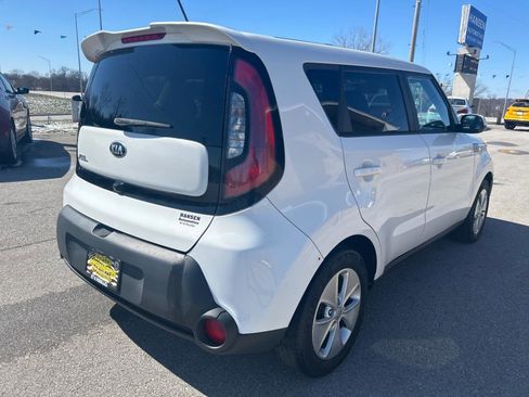 Used 2016 Kia Soul w/ Convenience Package FWD image 5
