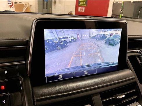 Used 2021 Chevrolet Tahoe Z71 image 21