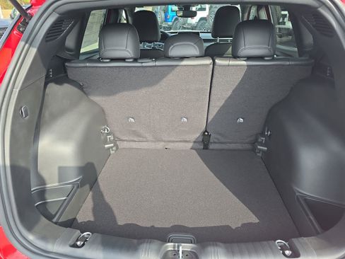 New 2026 Jeep Compass Latitude image 14