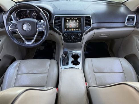 Used 2017 Jeep Grand Cherokee Overland image 11