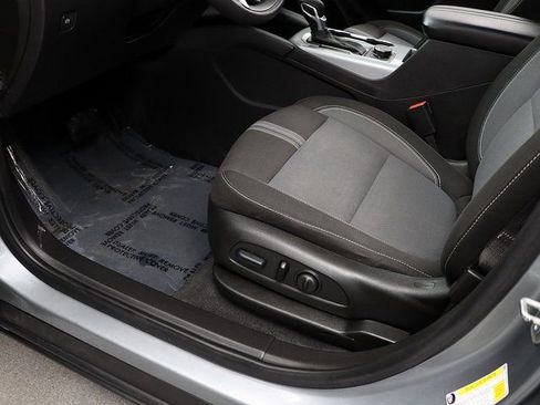 Used 2024 Chevrolet Blazer LT image 23