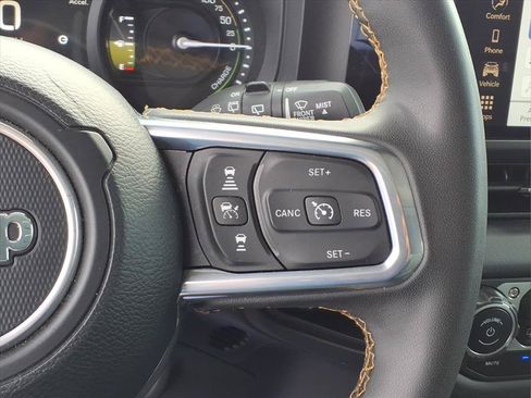 Certified 2024 Jeep Wrangler Unlimited Sahara AWD/4WD image 12