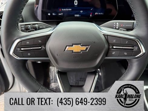 Used 2025 Chevrolet Equinox LT AWD/4WD image 17