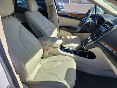 Used 2016 Lincoln MKC Reserve w/ Lincoln MKC Climate Package AWD/4WD image 21